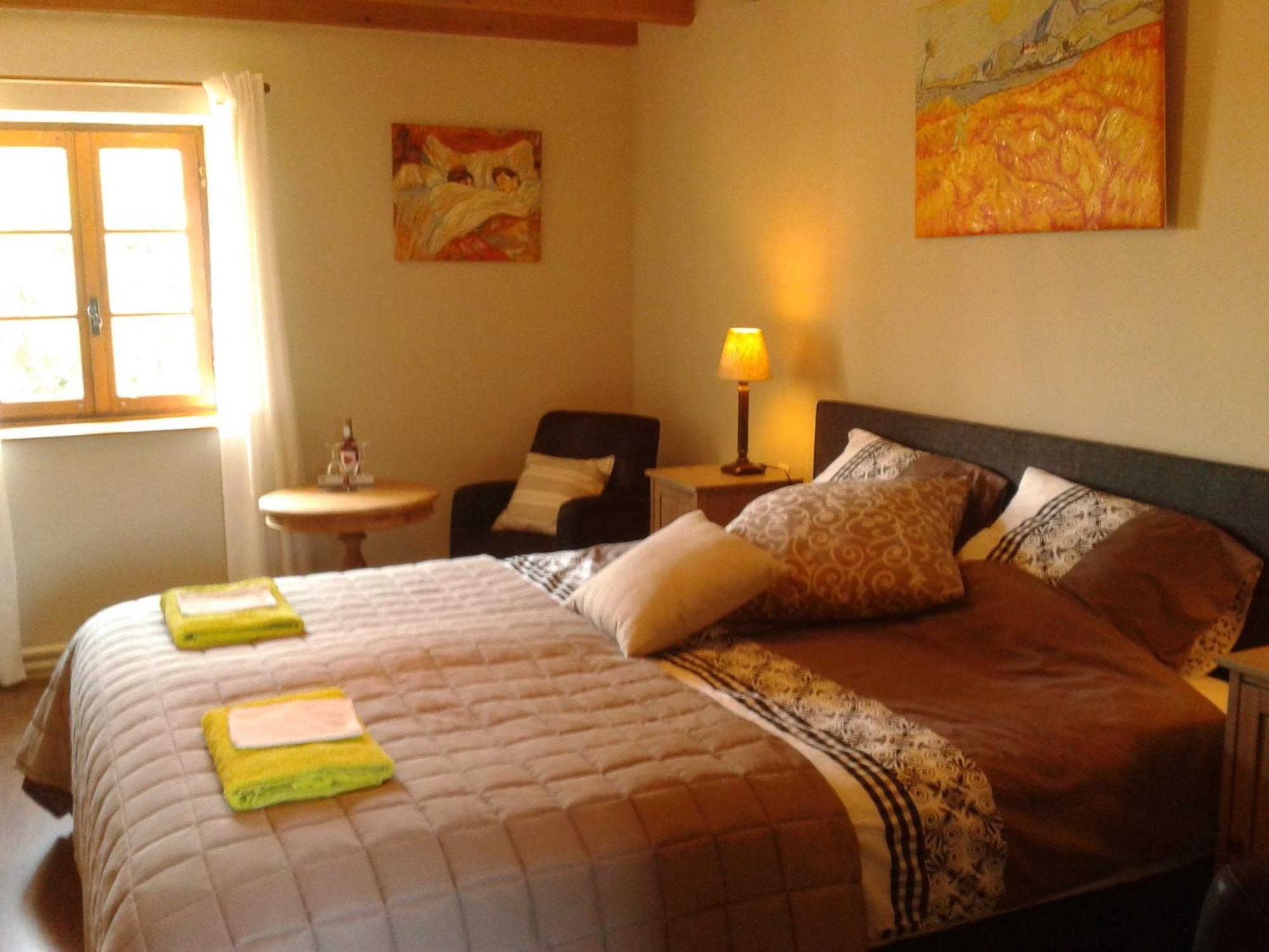 Luxury B&B Maison à votre Santé, in Bordeaux wine region Savignac-de-Duras Habitación foto