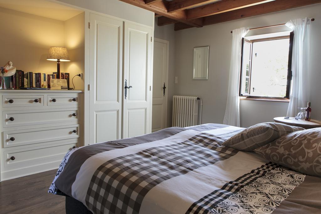 Luxury B&B Maison à votre Santé, in Bordeaux wine region Savignac-de-Duras Habitación foto