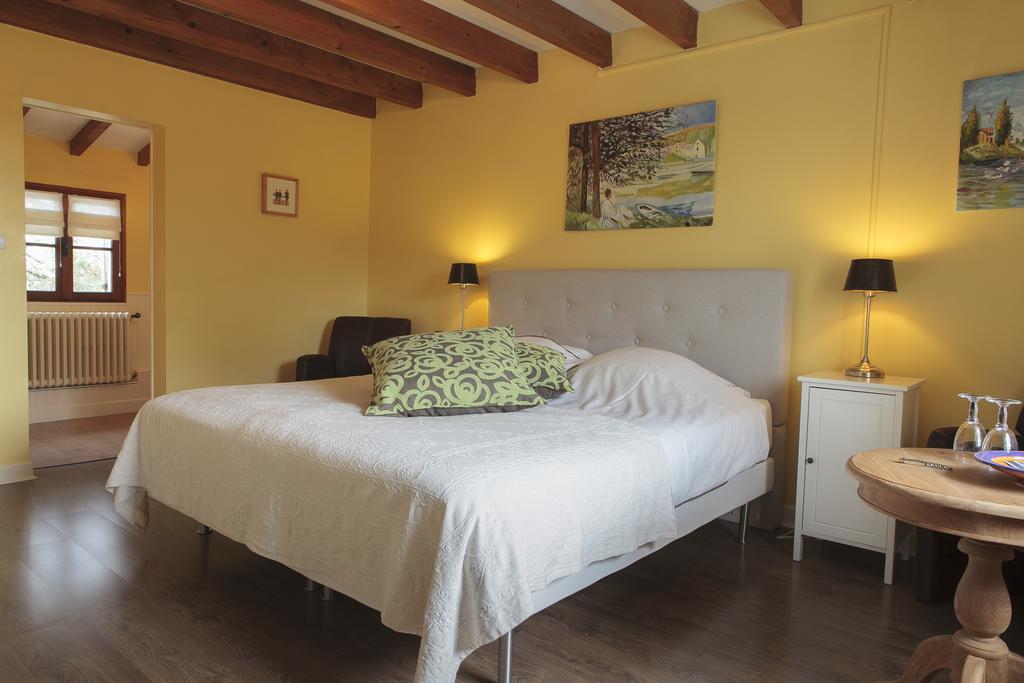 Luxury B&B Maison à votre Santé, in Bordeaux wine region Savignac-de-Duras Habitación foto